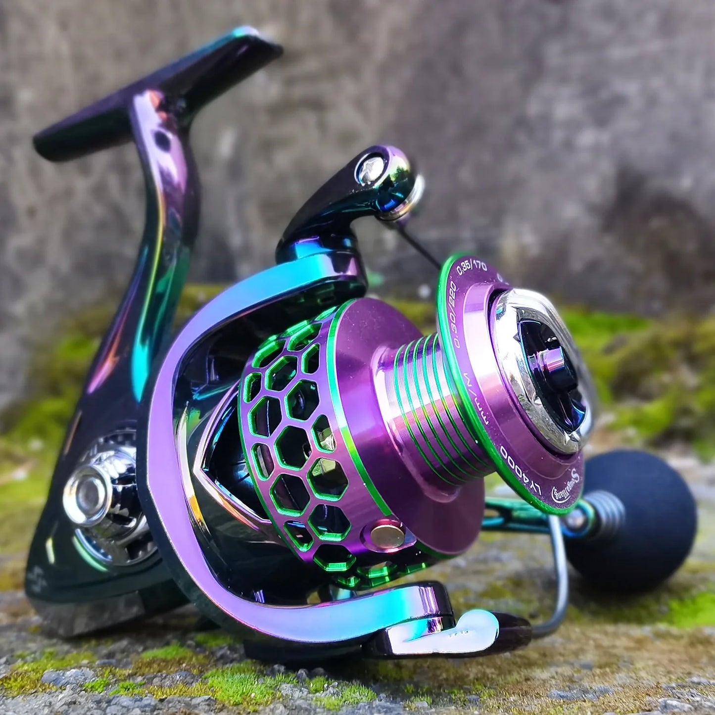 Ultra Smooth Light Weight Spinning Reel