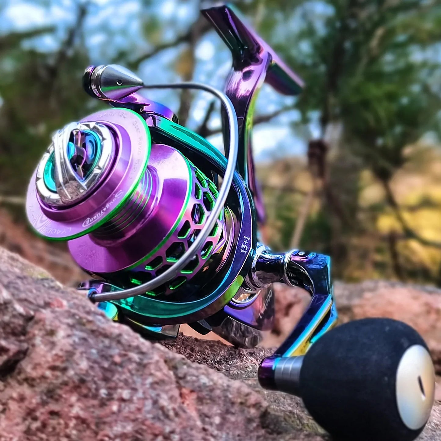 Ultra Smooth Light Weight Spinning Reel